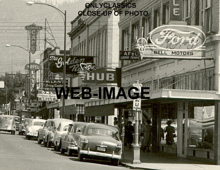 1949 GRANTS PASS OREGON MAIN STREET GREAT SIGNS PHOTO FORD DEALERSHIP