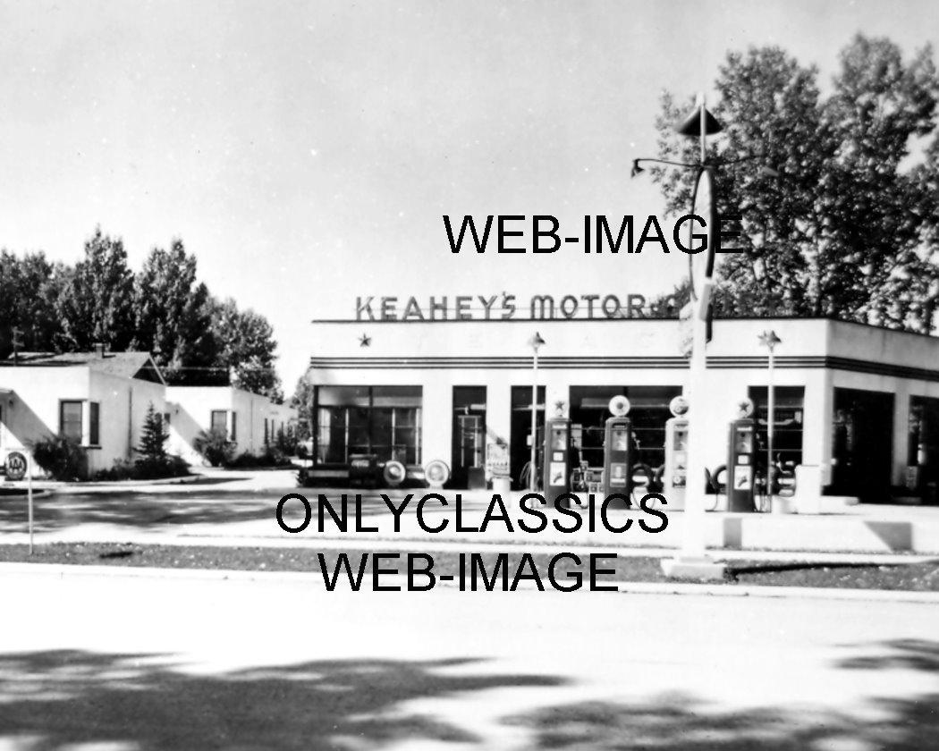 1930S TEXACO STAR GAS STATION GLOBE PUMP MOTEL PHOTO BUFFALO WYOMING