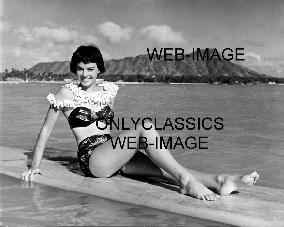 1956 YOUNG SEXY NATALIE WOOD BIKINI SWIMSUIT POSE SURFBOARD PHOTO