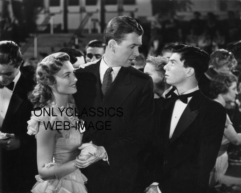 IT'S A WONDERFUL LIFE MOVIE PHOTO JIMMY STEWART DONNA REED ALFALFA